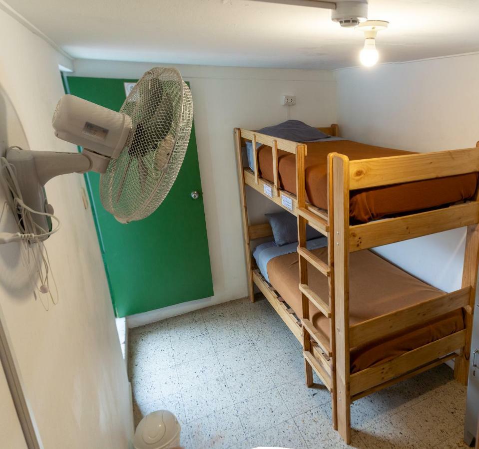 Dragonfly Hostels Barranco Lima Bagian luar foto